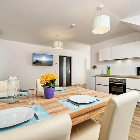 Deutschbauer アパート フィラハ